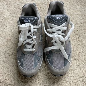 New Balance 991 women’s size 8.5 D width